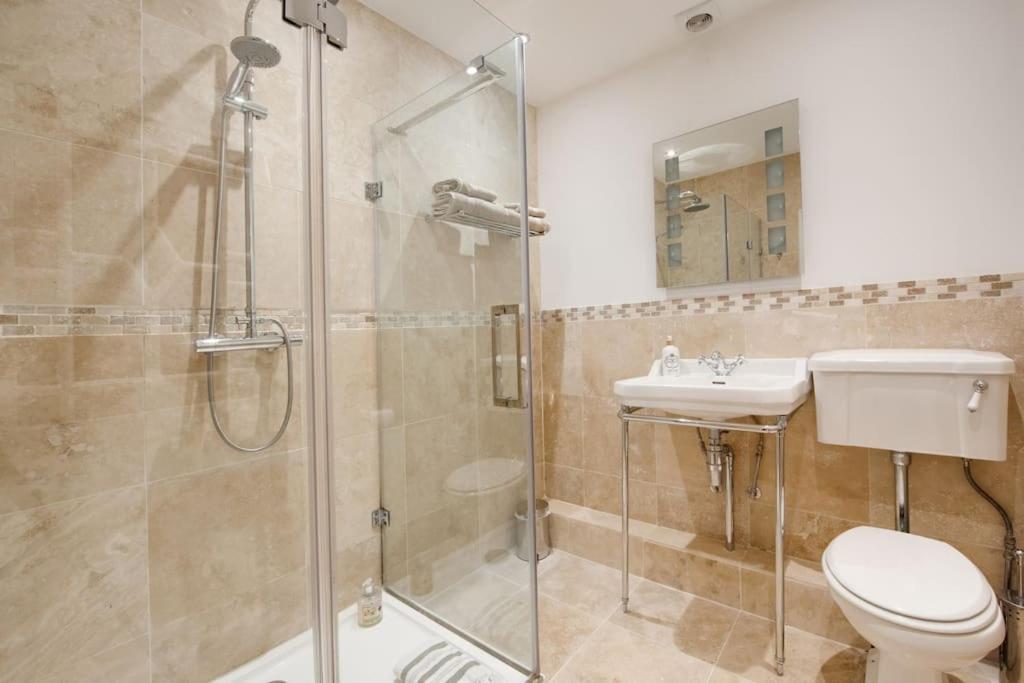 Princes Villa - Large Fully Self Contained Flat, 5 Minutes From The Sea Hastings Exteriör bild